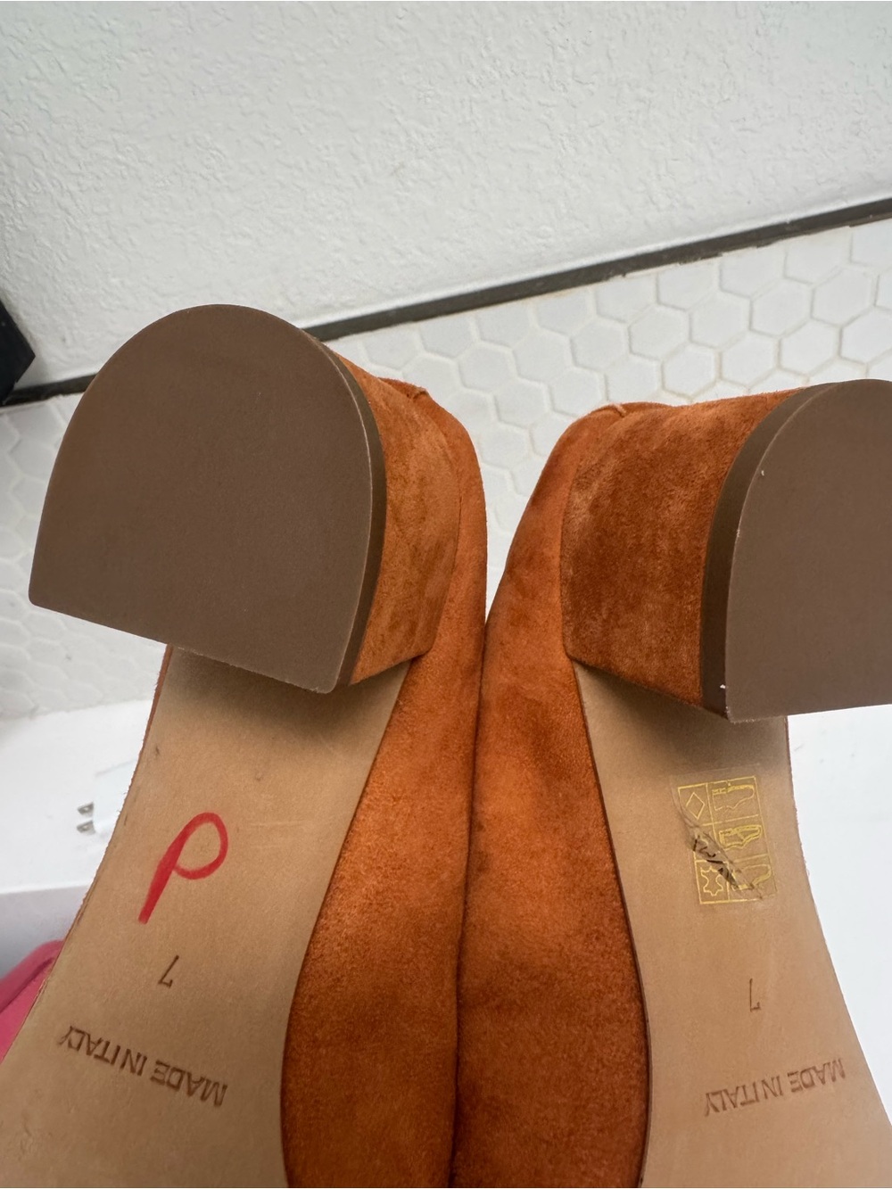 Everlane Cognac Suede Block Heel Pumps Made in Italy - Picture 10 of 16